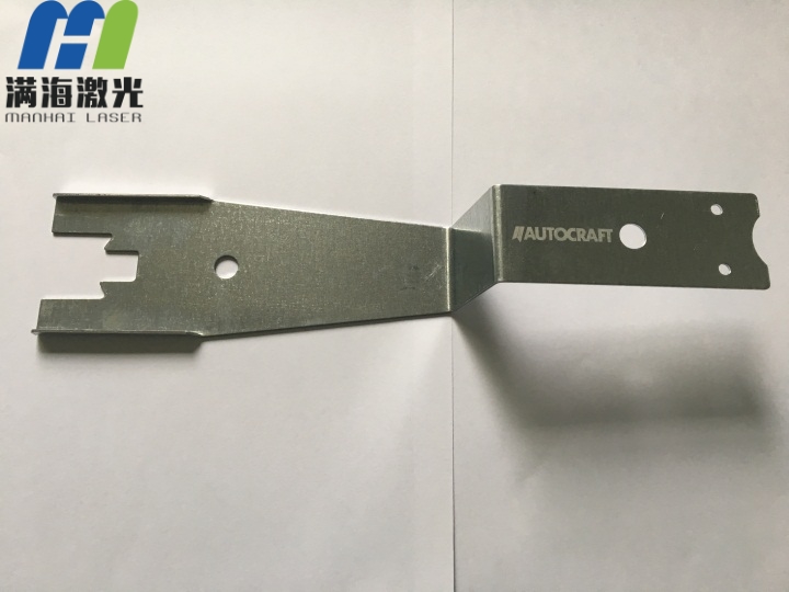 不銹鋼汽車(chē)門(mén)窗修理工具激光刻字