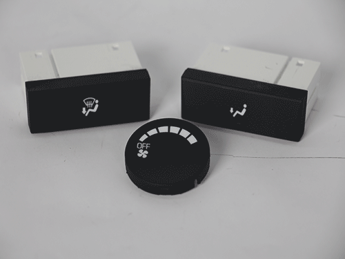 汽車配件黑色按鍵激光打標