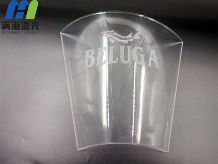 亞克力標(biāo)牌激光鐳射過(guò)程