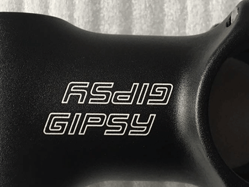 自行車把立激光刻字