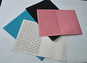 成品平板電腦皮套激光雕刻加工-皮套激光雕刻-專業(yè)激光雕刻加工供應(yīng)商