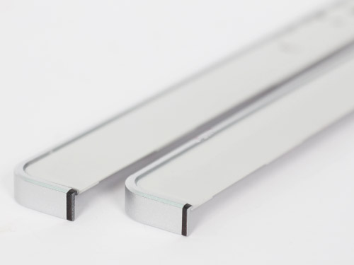 惠普筆記本電腦天線蓋旋轉(zhuǎn)打標(biāo)